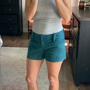 Teal Women's Shorts - Size 3/4